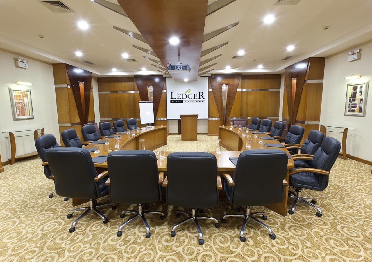 Hotel Ledger Plaza Бангі Екстер'єр фото