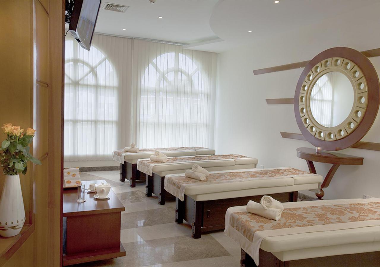 Hotel Ledger Plaza Бангі Екстер'єр фото